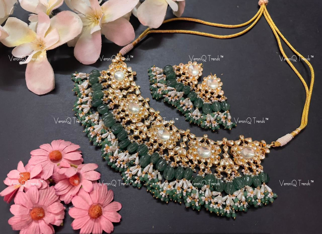 VeroniQ Trends-Bridal Kundan Jadau With Green Beads Gold Plated Pachi Kundan Necklace Pachi Kundan-Gold Plated-Wedding Jewellery-Punjabi Jewellery-South Indian-Thappa Jewellery