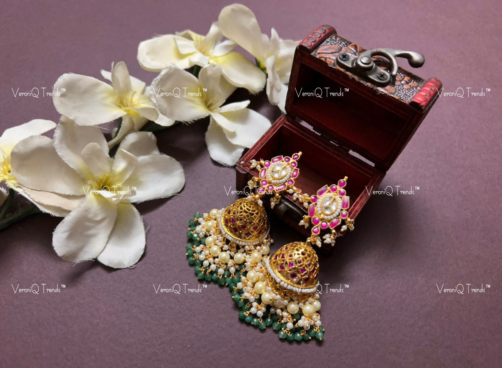 VeroniQ Trends-Kemp Stone And Pearl Gold Plated Pachi Kundan Jhumki Earrings Pachi Kundan-Gold Plated-Wedding Jewellery-Punjabi Jewellery-South Indian-Thappa Jewellery