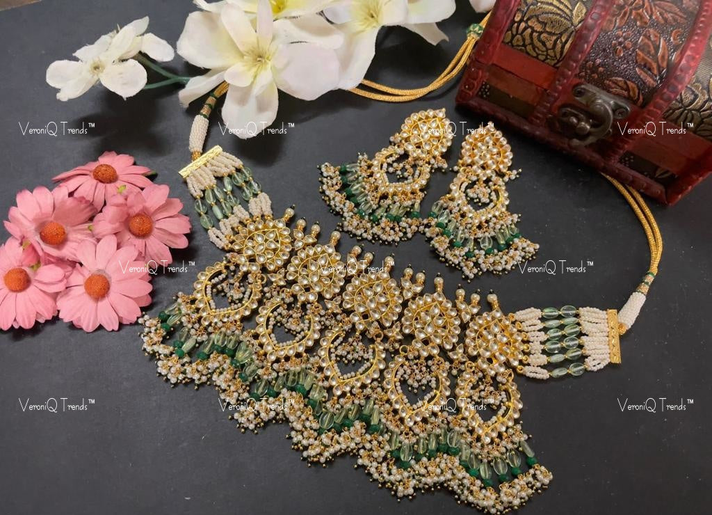 VeroniQ Trends-Rajwadi Style Gold Plated Kundan Jadau Pachi Kundan Choker Necklace Pachi Kundan-Gold Plated-Wedding Jewellery-Punjabi Jewellery-South Indian-Thappa Jewellery