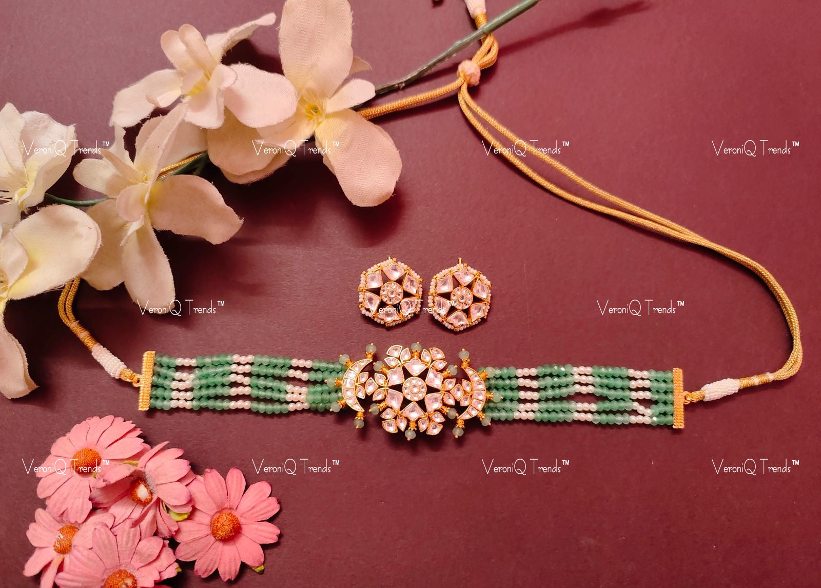 VeroniQ Trends-Elegant Green Multisrand Beaded Gold Plated Kundan Jadau Pachi Kundan Choker Necklace Pachi Kundan-Gold Plated-Wedding Jewellery-Punjabi Jewellery-South Indian-Thappa Jewellery