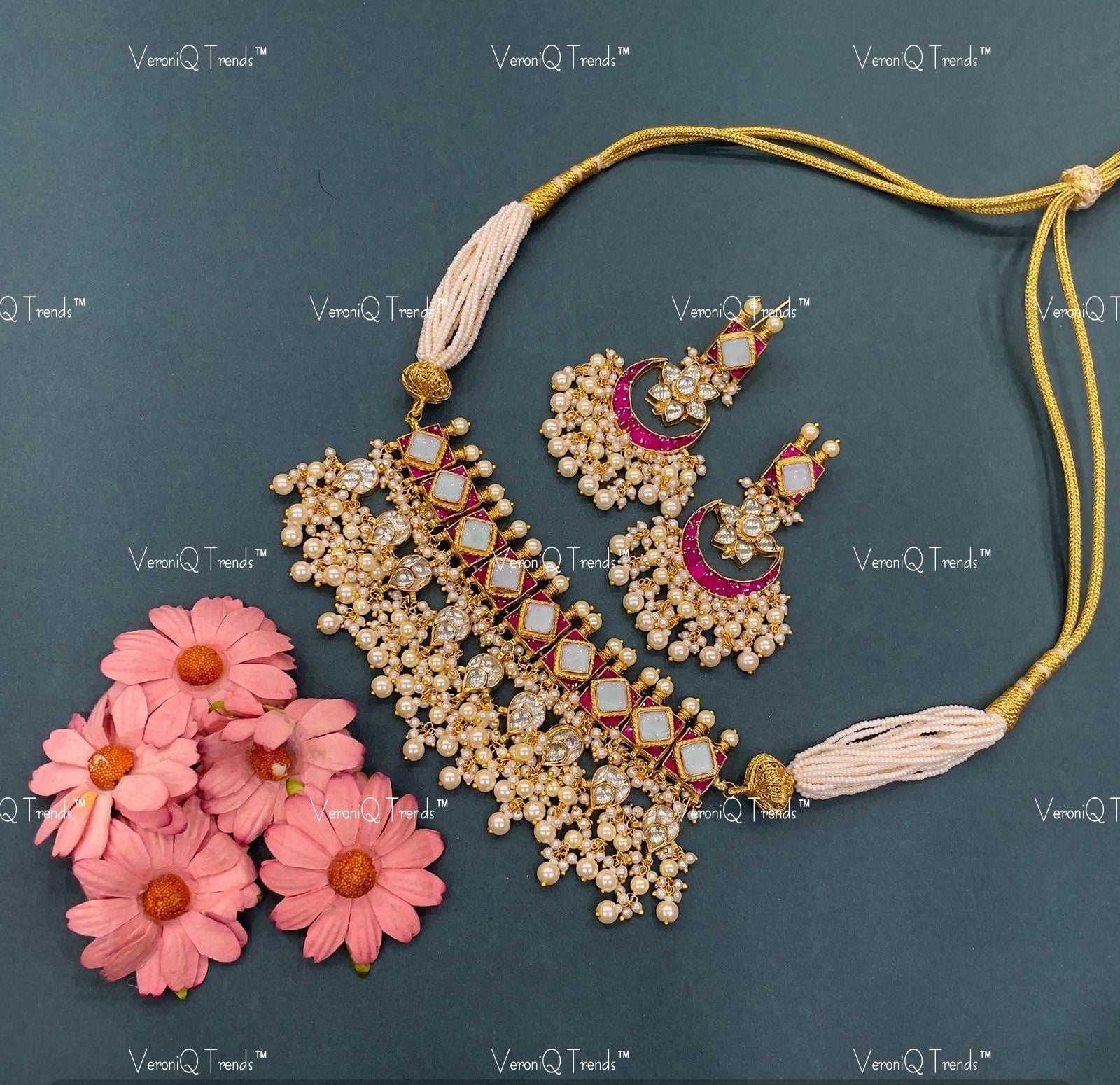 VeroniQ Trends-Traditional Kemp Stone Gold Plated Pachi Kundan Choker Necklace Pachi Kundan-Gold Plated-Wedding Jewellery-Punjabi Jewellery-South Indian-Thappa Jewellery