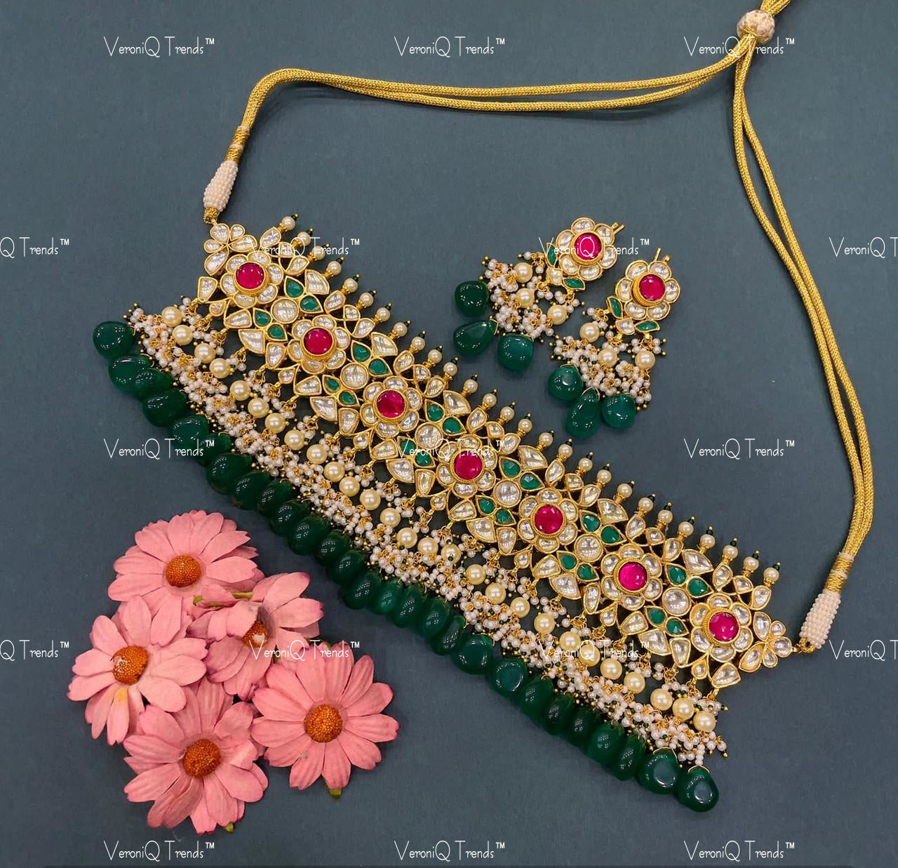 VeroniQ Trends-Rajwadi Style Kemp Stone Gold Plated Pachi Kundan With Green Beads Choker Necklace Pachi Kundan-Gold Plated-Wedding Jewellery-Punjabi Jewellery-South Indian-Thappa Jewellery