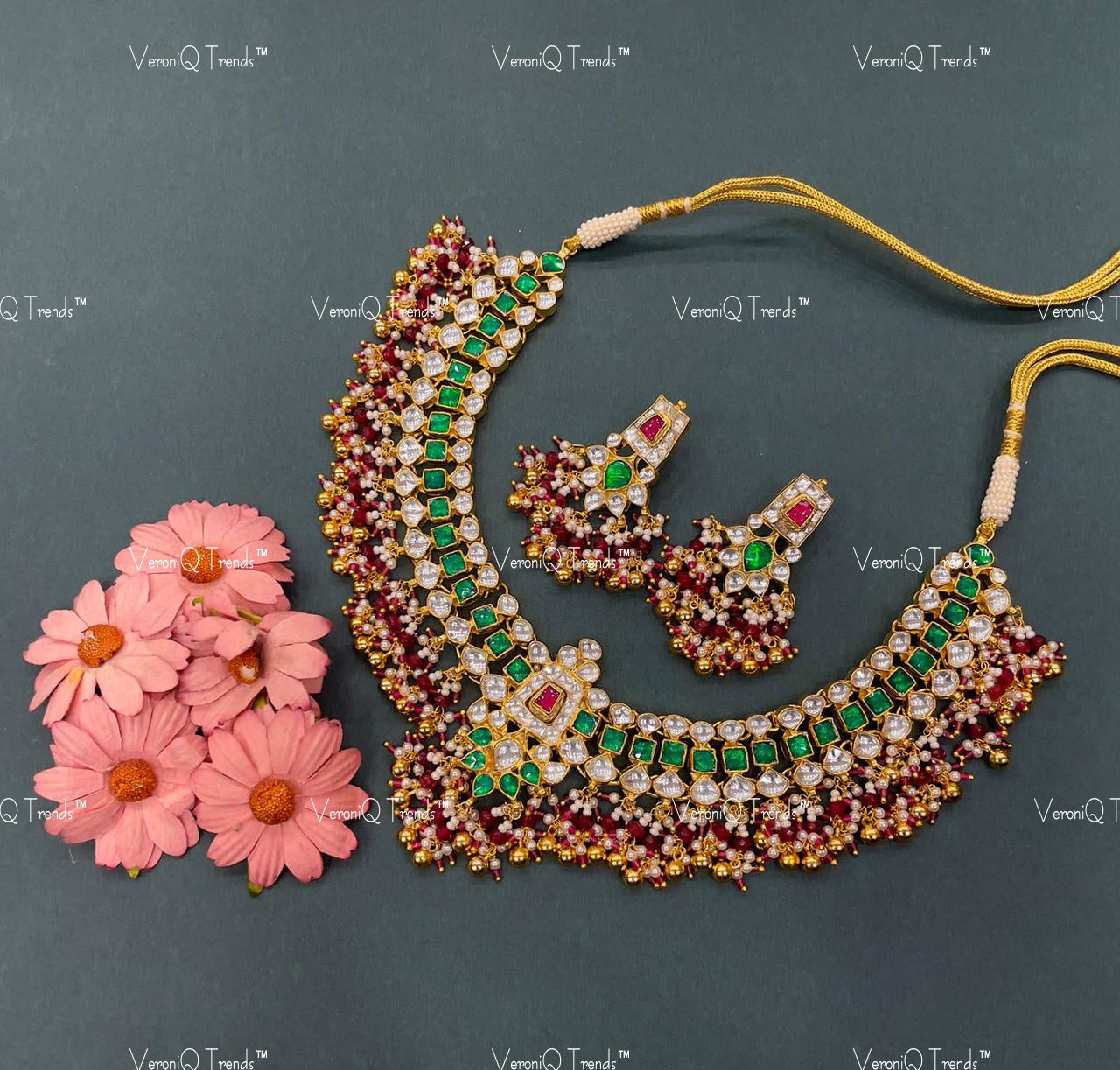 VeroniQ Trends-Gold Plated Kemp Stone Pachi Kundan Necklace Pachi Kundan-Gold Plated-Wedding Jewellery-Punjabi Jewellery-South Indian-Thappa Jewellery