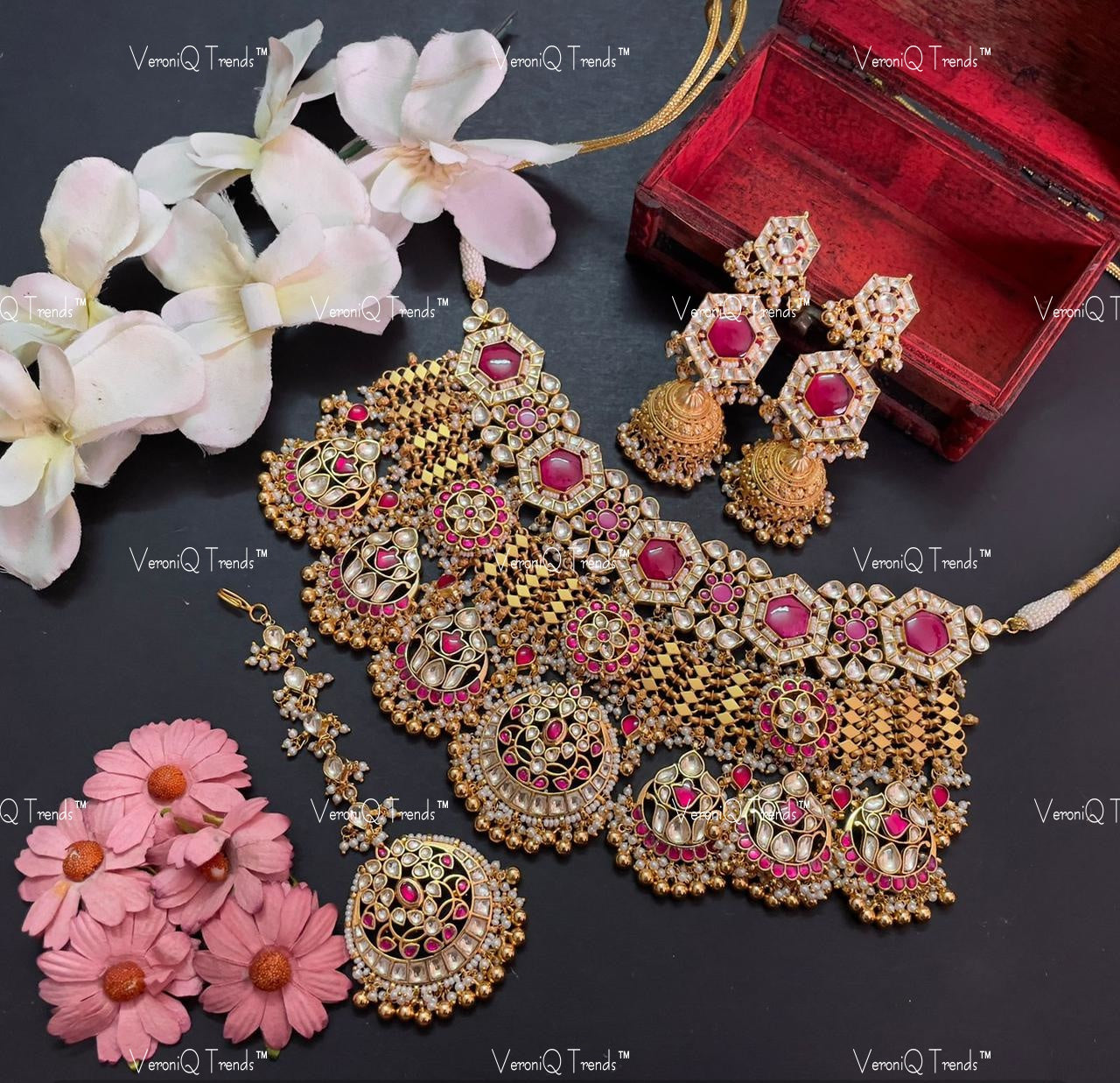 VeroniQ Trends-Royal Pink Gold Plated Kemp Stone Pachi Kundan Necklace Set Pachi Kundan-Gold Plated-Wedding Jewellery-Punjabi Jewellery-South Indian-Thappa Jewellery