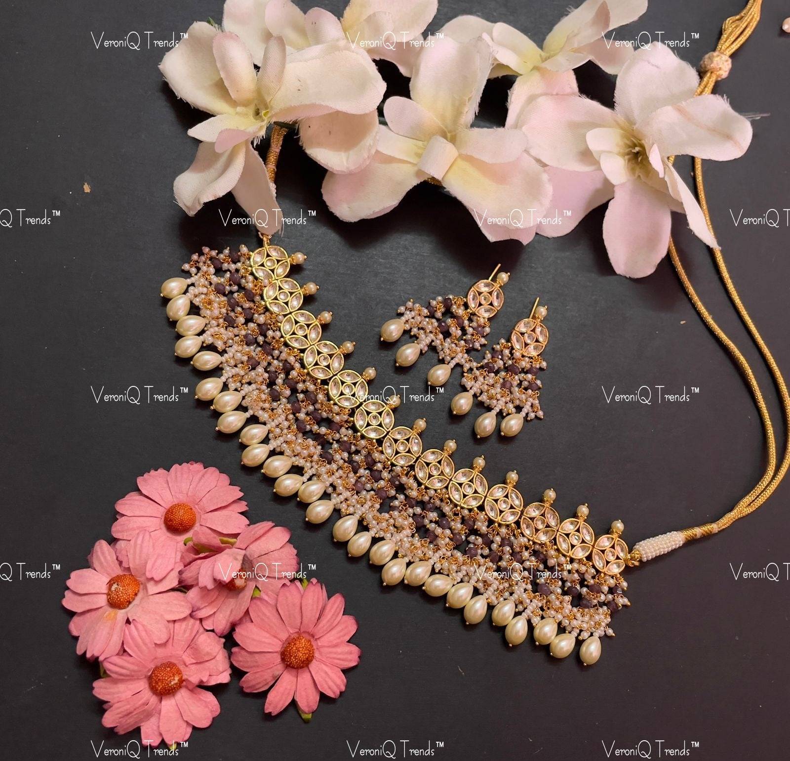 VeroniQ Trends-Elegant Gold Plated Pearl Pachi Kundan Necklace Pachi Kundan-Gold Plated-Wedding Jewellery-Punjabi Jewellery-South Indian-Thappa Jewellery