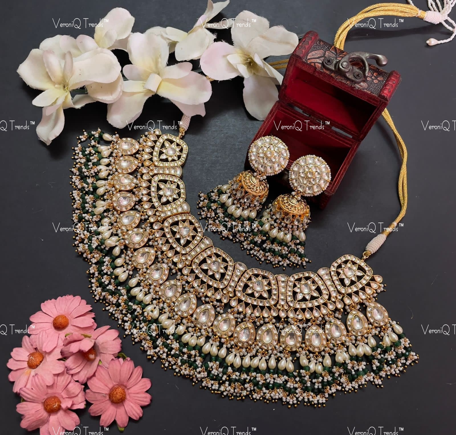 VeroniQ Trends-Traditional Kundan Jadau Gold Plated Pachi Kundan Necklace Pachi Kundan-Gold Plated-Wedding Jewellery-Punjabi Jewellery-South Indian-Thappa Jewellery