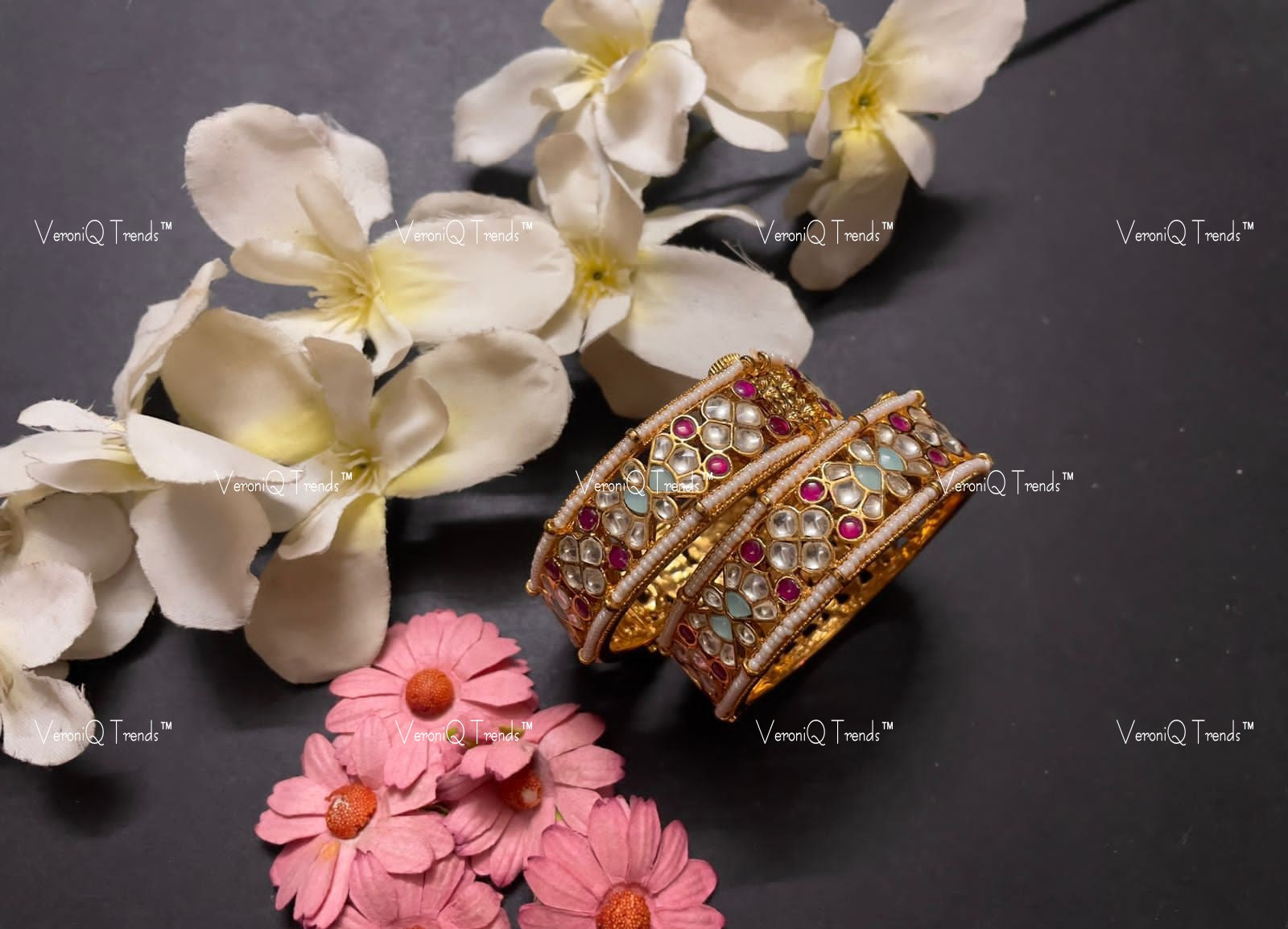 VeroniQ Trends-Gold Plated Pachi Kundan Kemp Stone Bangles Pachi Kundan-Gold Plated-Wedding Jewellery-Punjabi Jewellery-South Indian-Thappa Jewellery