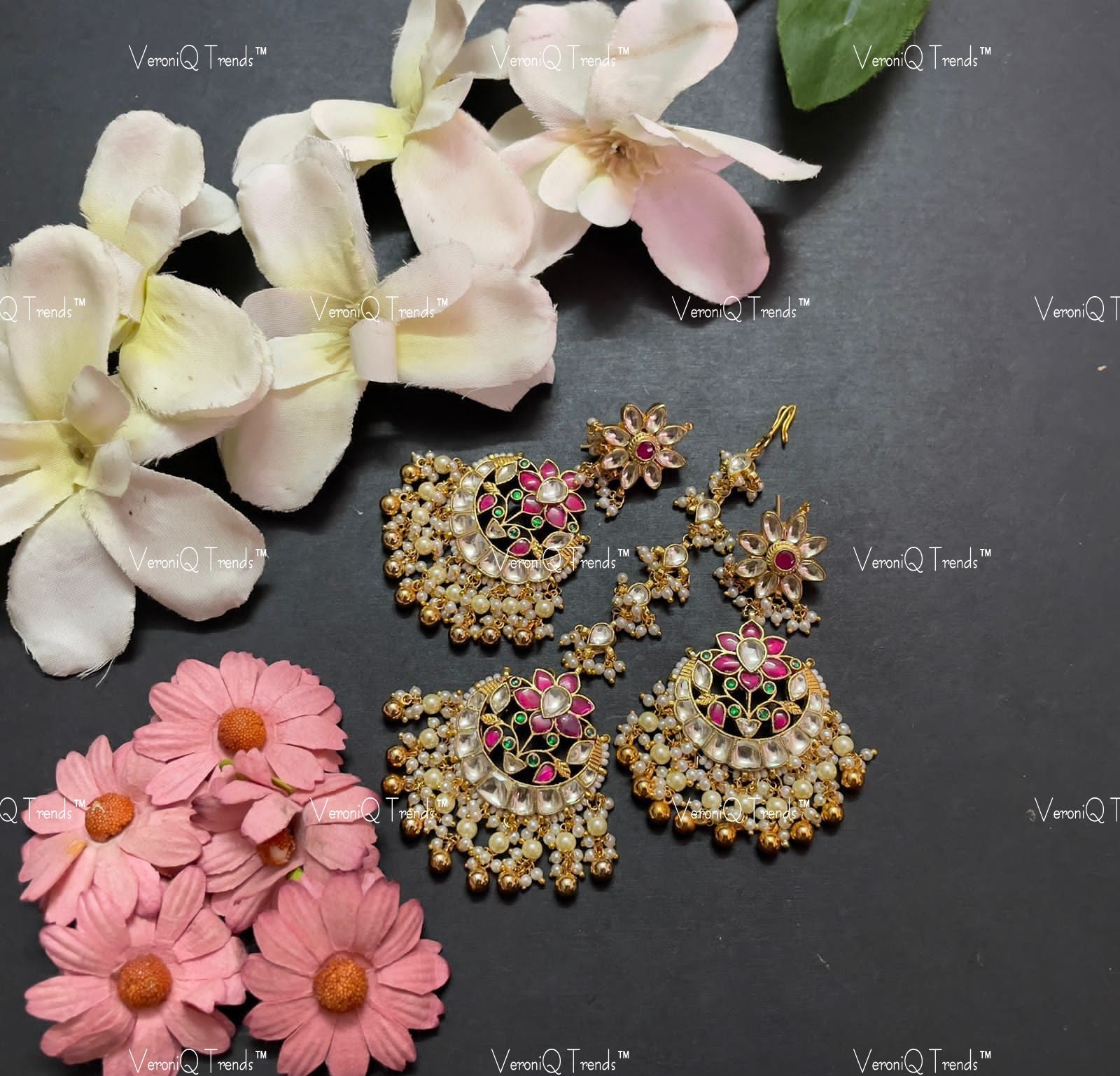 VeroniQ Trends-Traditional Chandbali Design Gold Plated Kemp Stone Pachi Kundan Maang Tika With Earrings Pachi Kundan-Gold Plated-Wedding Jewellery-Punjabi Jewellery-South Indian-Thappa Jewellery