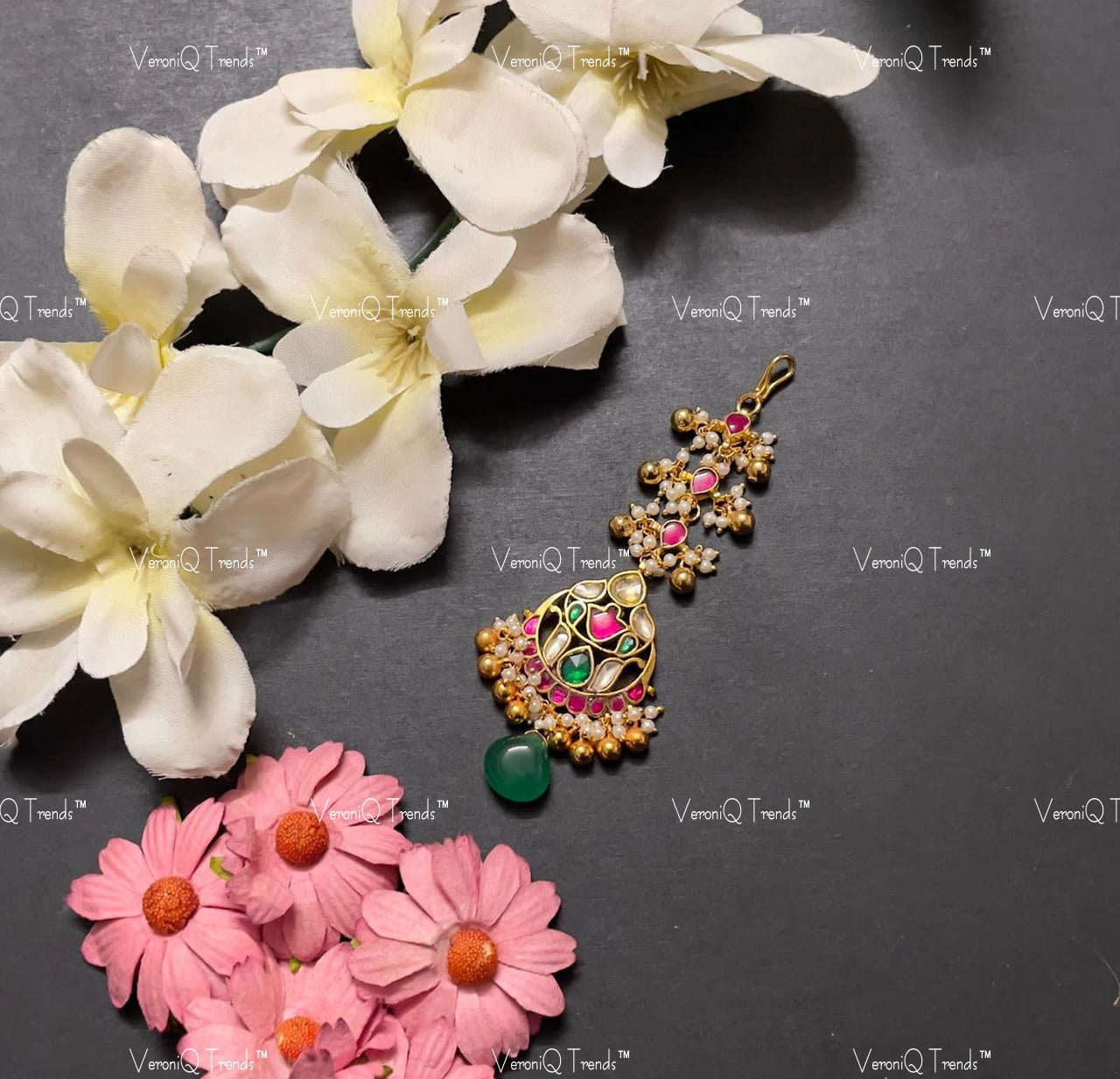 VeroniQ Trends-Traditional Kemp Stone Gold Plated Pachi Kundan Maang Tika Kundan-Gold Plated-Wedding Jewellery-Punjabi Jewellery-South Indian-Thappa Jewellery