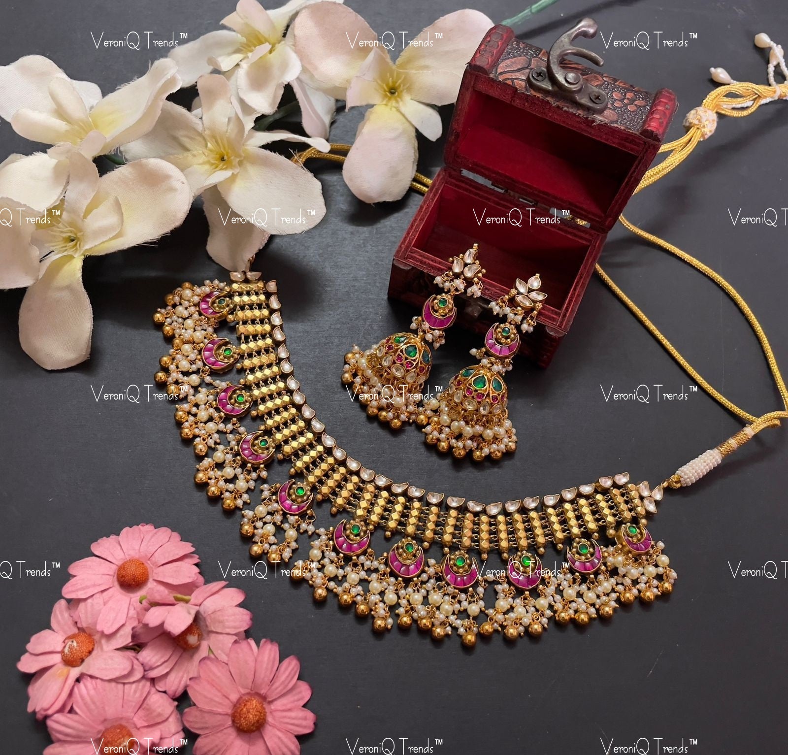 VeroniQ Trends-Gold Plated Kemp Stone Pachi Kundan Necklace With Chandbali Drop Pachi Kundan-Gold Plated-Wedding Jewellery-Punjabi Jewellery-South Indian-Thappa Jewellery