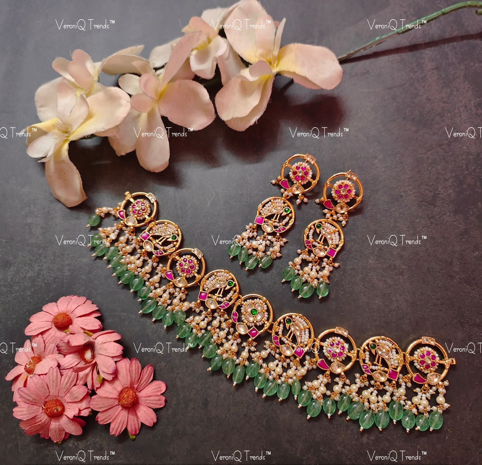 VeroniQ Trend-Multicolor Peacock Design Gold Plated Pachi Kundan Choker Necklace Pachi Kundan-Gold Plated-Wedding Jewellery-Punjabi Jewellery-South Indian-Thappa Jewellery