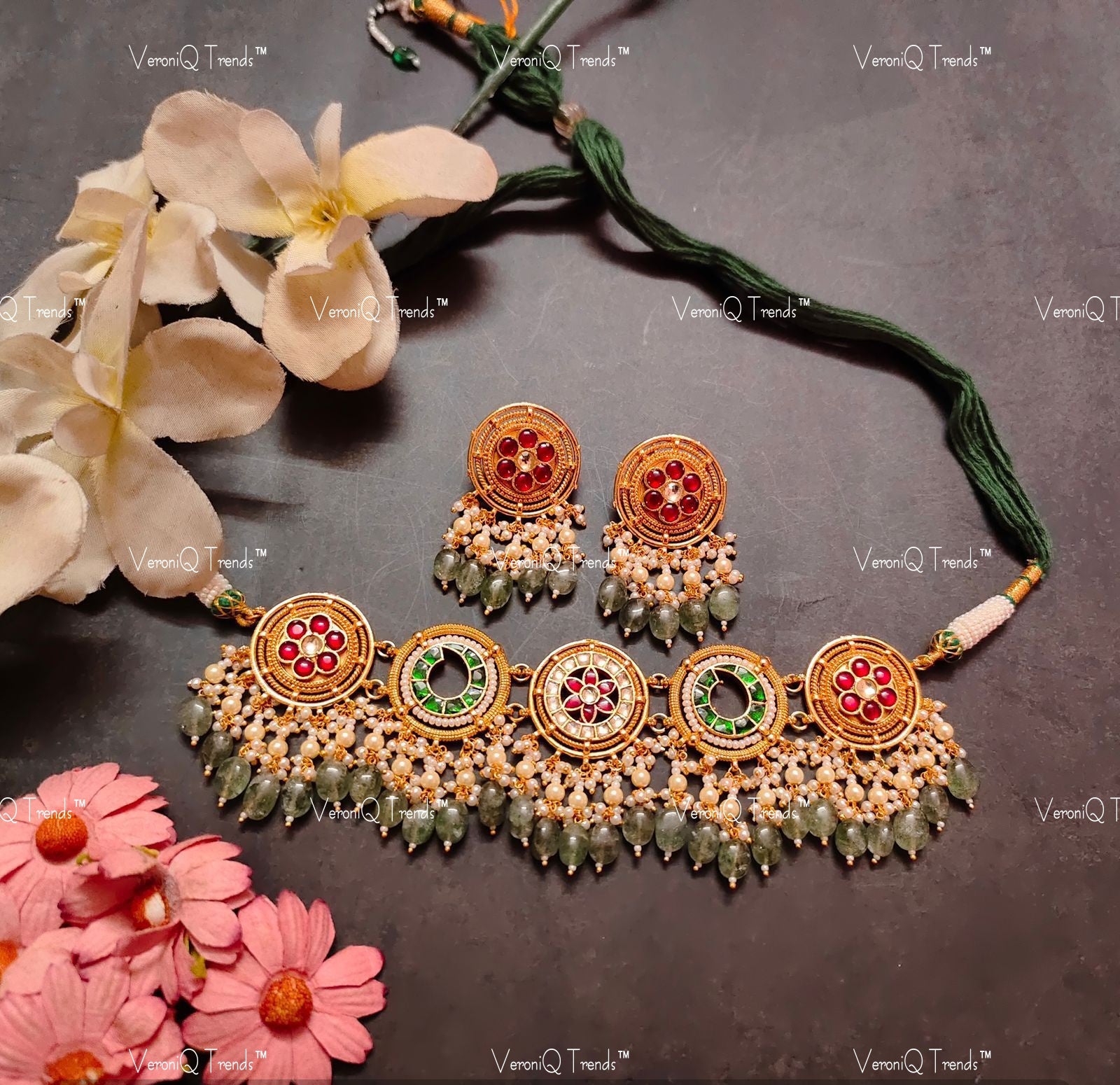 VeroniQ Trend-Traditional Multicolour Gold Plated Pachi Kundan Choker Necklace Pachi Kundan-Gold Plated-Wedding Jewellery-Punjabi Jewellery-South Indian-Thappa Jewellery