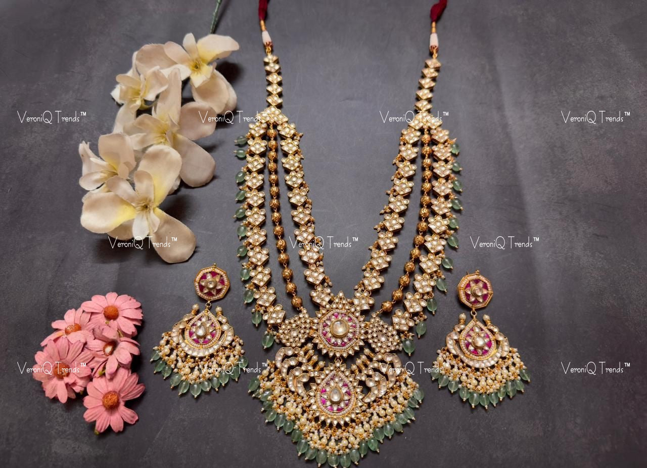VeroniQ Trends-Rani Haar Three Line Gold Plated Pachi Kundan Choker Necklace With Green Beads Pachi Kundan-Gold Plated-Wedding Jewellery-Punjabi Jewellery-South Indian-Thappa Jewellery