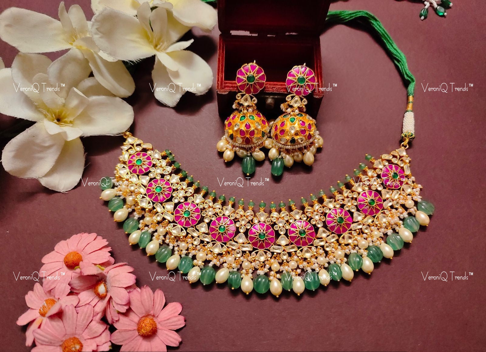 VeroniQ Trends-Kemp Stone With Pearl And Beryls Beads Pachi Kundan Necklace Pachi Kundan-Fresh Water Pearl-Gold Plated-Wedding Jewellery-Punjabi Jewellery-South Indian-Thappa Jewellery