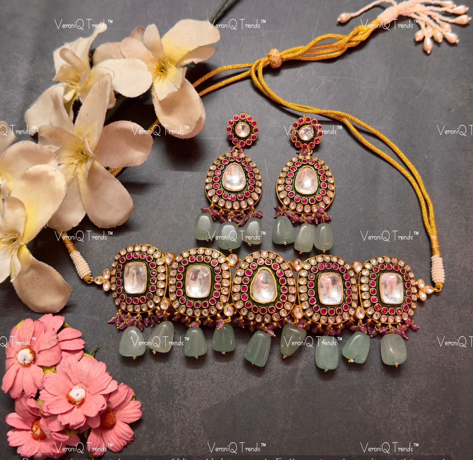 VeroniQ Trends-Heavy Kundan With Kemp Stone Pachi Kundan Choker Necklace Pachi Kundan-Gold Plated-Wedding Jewellery-Punjabi Jewellery-South Indian-Thappa Jewellery