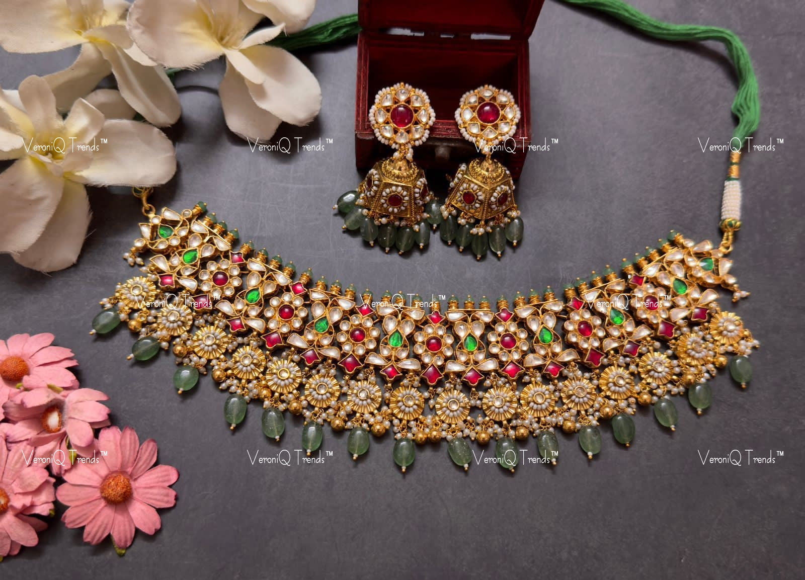 VeroniQ Trends-Gold Plated Kemp Stone And Pachi Kundan Choker With Green Beads Necklace Pachi Kundan-Gold Plated-Wedding Jewellery-Punjabi Jewellery-South Indian-Thappa Jewellery
