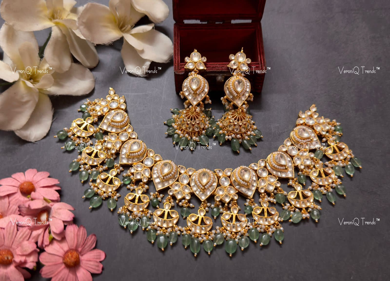 VeroniQ Trends-Gold Plated Chandbali Drop Pachi Kundan Choker With Green Beads Necklace Pachi Kundan-Gold Plated-Wedding Jewellery-Punjabi Jewellery-South Indian-Thappa Jewellery