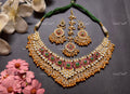 VeroniQ Trends-Bridal Kemp Stone Gold Plated Pachi Kundan Necklace With Earrings And Maang Tika Pachi Kundan-Gold Plated-Wedding Jewellery-Punjabi Jewellery-South Indian-Thappa Jewellery