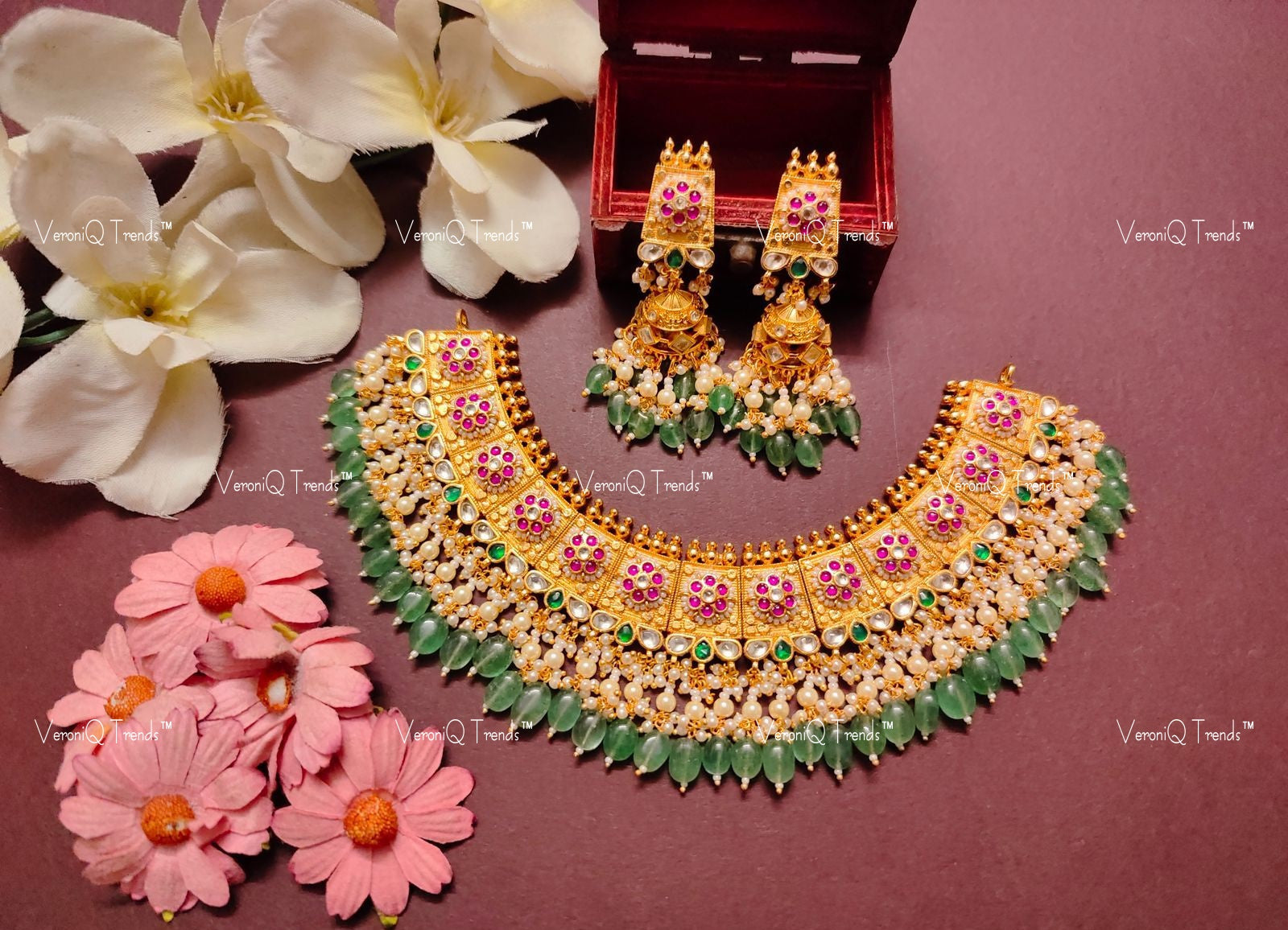 VeroniQ Trends-Traditional Kemp Stone and Green Beads Gold Plated Pachi Kundan Necklace Pachi Kundan-Gold Plated-Wedding Jewellery-Punjabi Jewellery-South Indian-Thappa Jewellery
