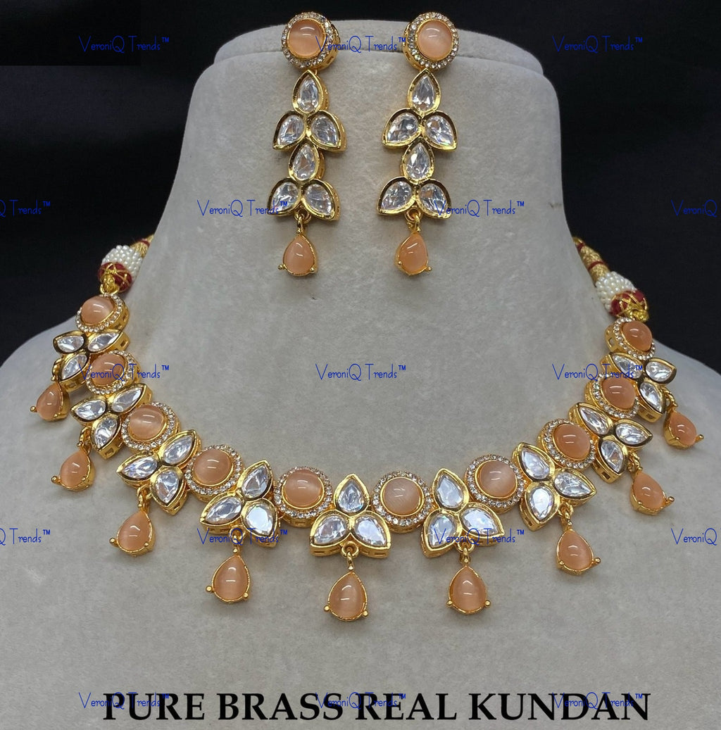 VeroniQ Trends-Elegant Gold Plated Kundan Polki Choker Necklace Kundan-Gold Plated-Wedding Jewellery-Punjabi Jewellery-South Indian-Thappa Jewellery
