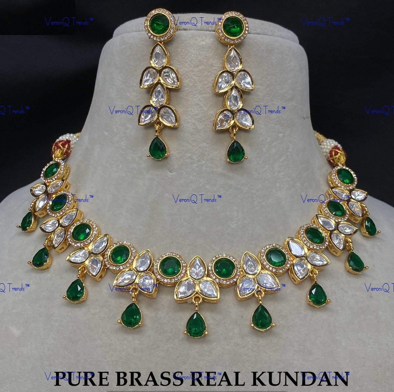 VeroniQ Trends-Elegant Gold Plated Kundan Polki Choker Necklace Kundan-Gold Plated-Wedding Jewellery-Punjabi Jewellery-South Indian-Thappa Jewellery