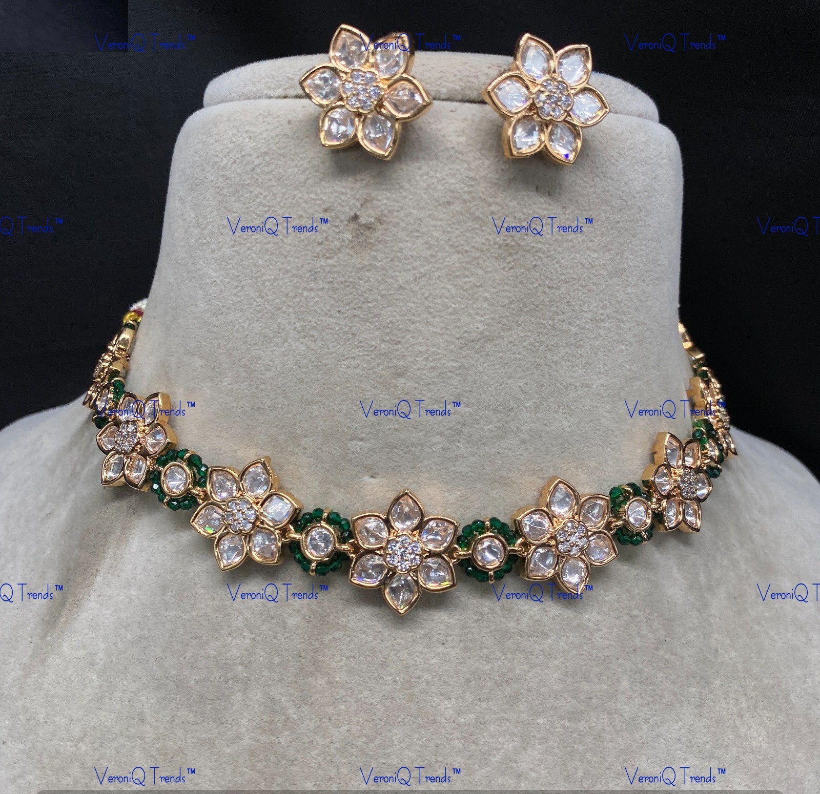 VeroniQ Trends-Elegant Floral Party Wear Gold Plated Kundan Polki Choker Necklace Kundan-Gold Plated-Wedding Jewellery-Punjabi Jewellery-South Indian-Thappa Jewellery