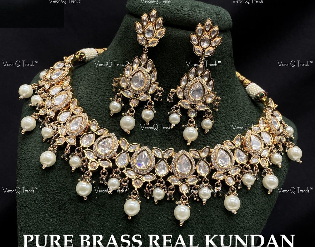 VeroniQ Trends-Traditional Gold Plated Pearl and Kundan Polki Choker Necklace Kundan-Gold Plated-Wedding Jewellery-Punjabi Jewellery-South Indian-Thappa Jewellery