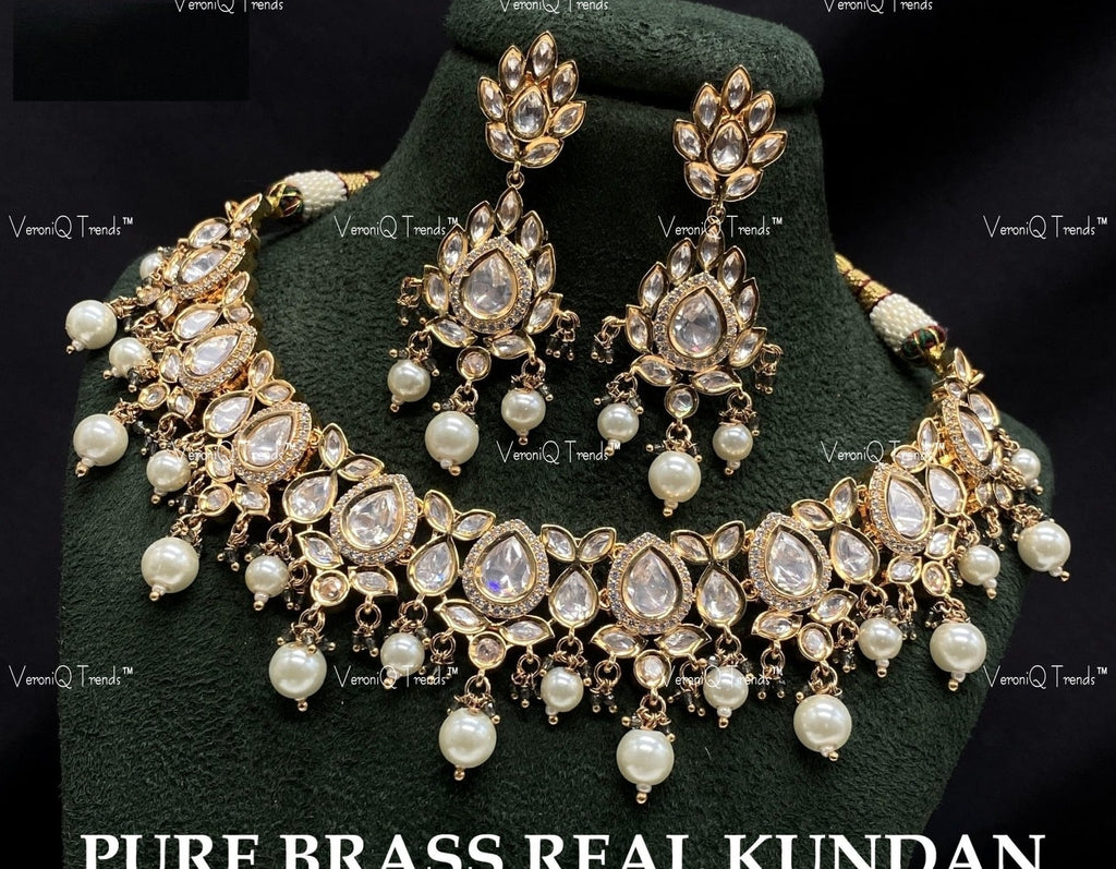 VeroniQ Trends-Traditional Gold Plated Pearl and Kundan Polki Choker Necklace Kundan-Gold Plated-Wedding Jewellery-Punjabi Jewellery-South Indian-Thappa Jewellery
