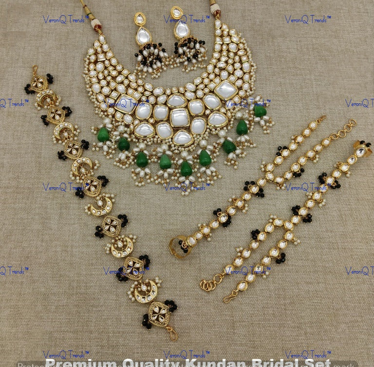 VeroniQ Trends-Traditional Bridal Uncut Polki With Green Beads Kundan Polki Choker Necklace With Matha Patti Earrings And Haath Phool Polki-Gold Plated-Wedding Jewellery-Punjabi Jewellery-South Indian-Thappa Jewellery
