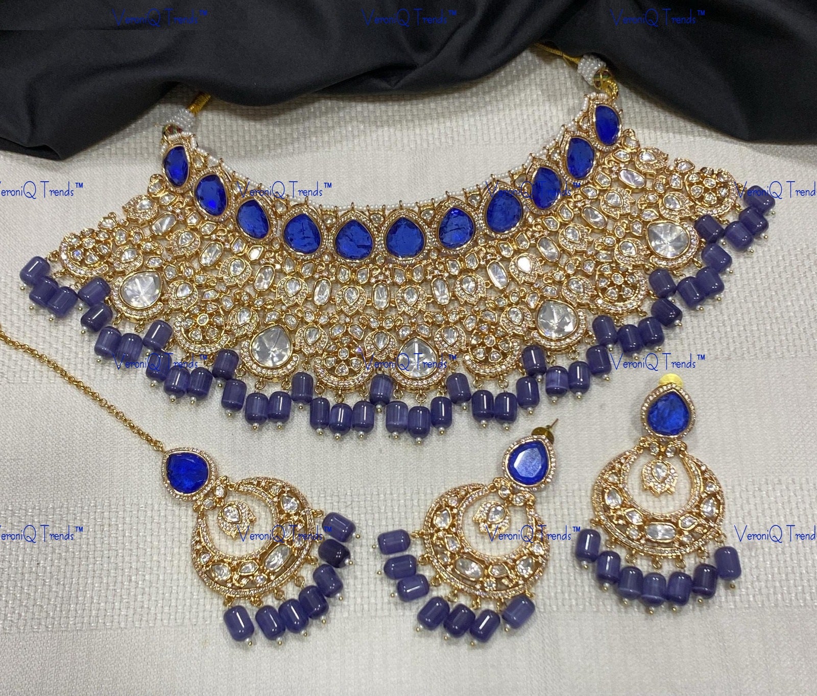 VeroniQ Trends-Jodha Akbar Style Bridal Kundan Polki Choker Necklace With Beads Polki-Gold Plated-Wedding Jewellery-Punjabi Jewellery-South Indian-Thappa Jewellery