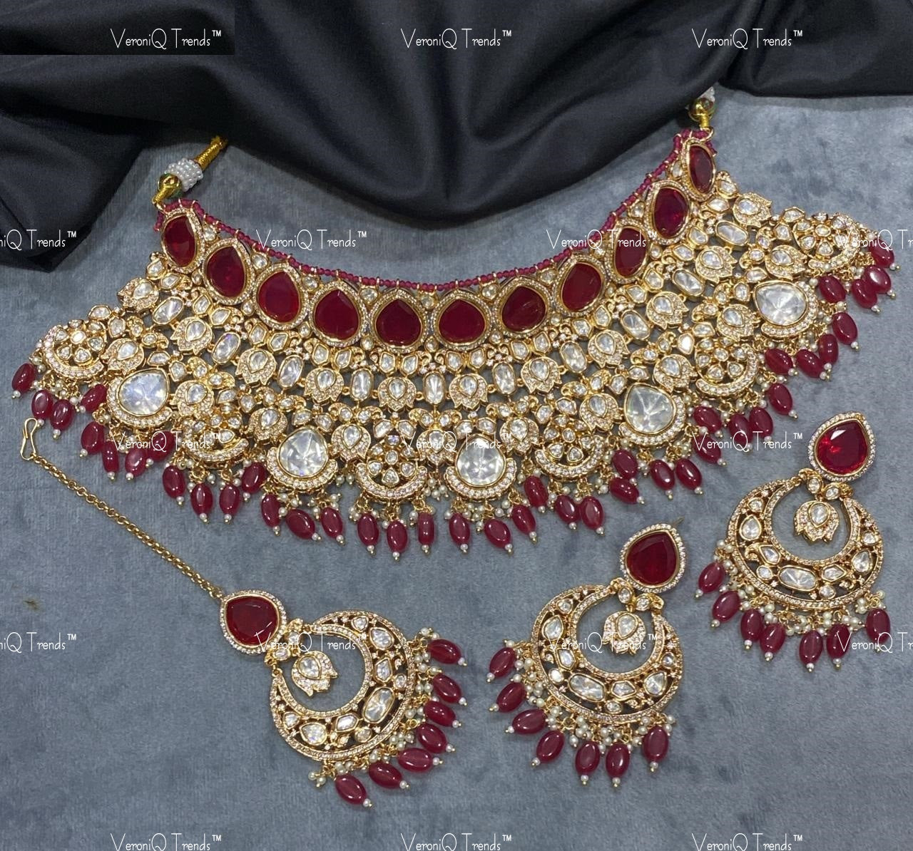 VeroniQ Trends-Jodha Akbar Style Bridal Kundan Polki Choker Necklace With Beads Polki-Gold Plated-Wedding Jewellery-Punjabi Jewellery-South Indian-Thappa Jewellery