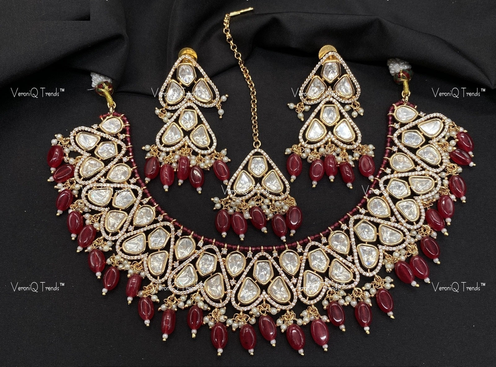 VeroniQ Trends-Bridal Kundan Polki Choker Necklace With Beads Polki-Gold Plated-Wedding Jewellery-Punjabi Jewellery-South Indian-Thappa Jewellery