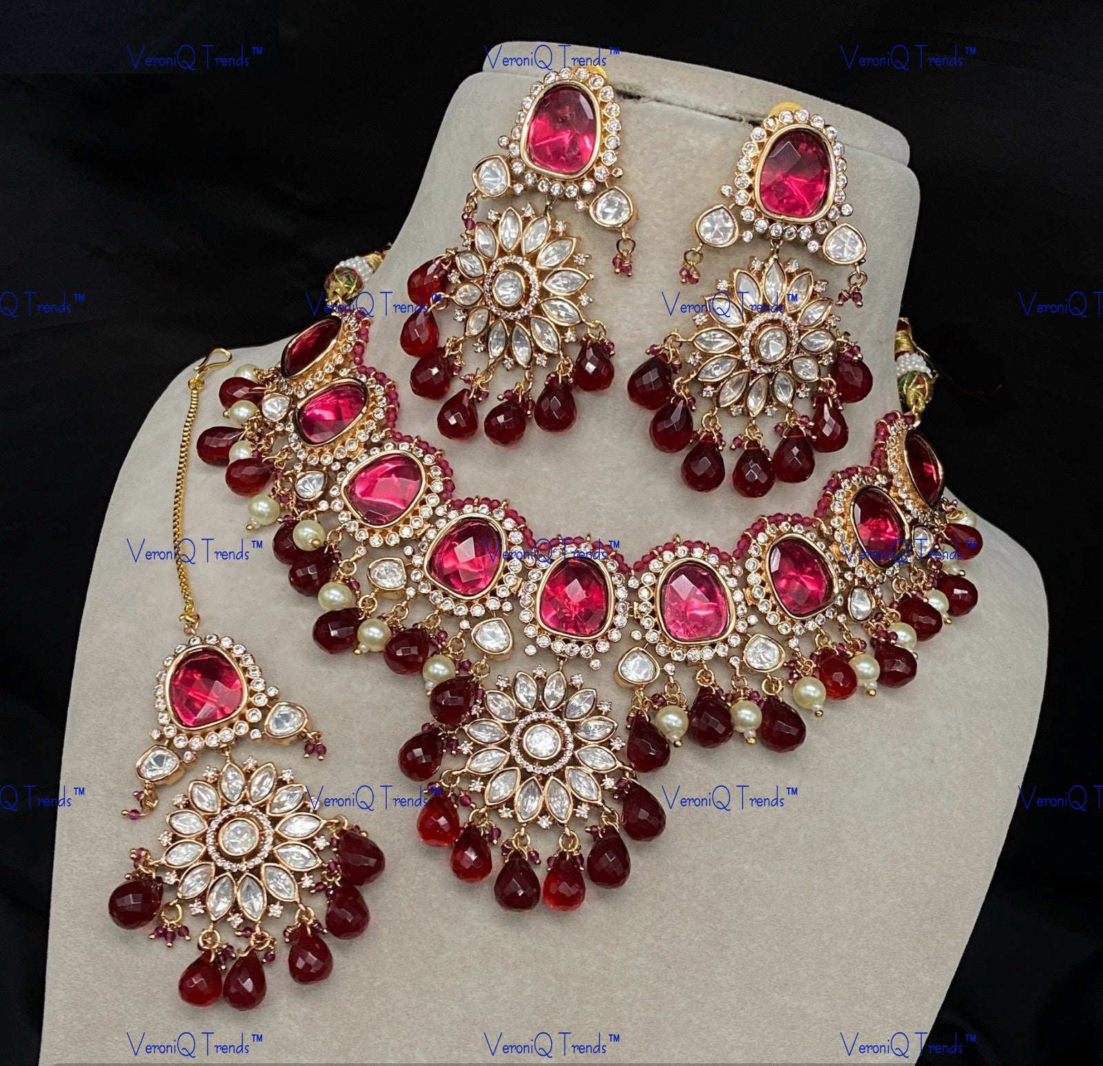 VeroniQ Trends-Traditional Pearl Kundan Polki Necklace With Beads Polki-Gold Plated-Wedding Jewellery-Punjabi Jewellery-South Indian-Thappa Jewellery
