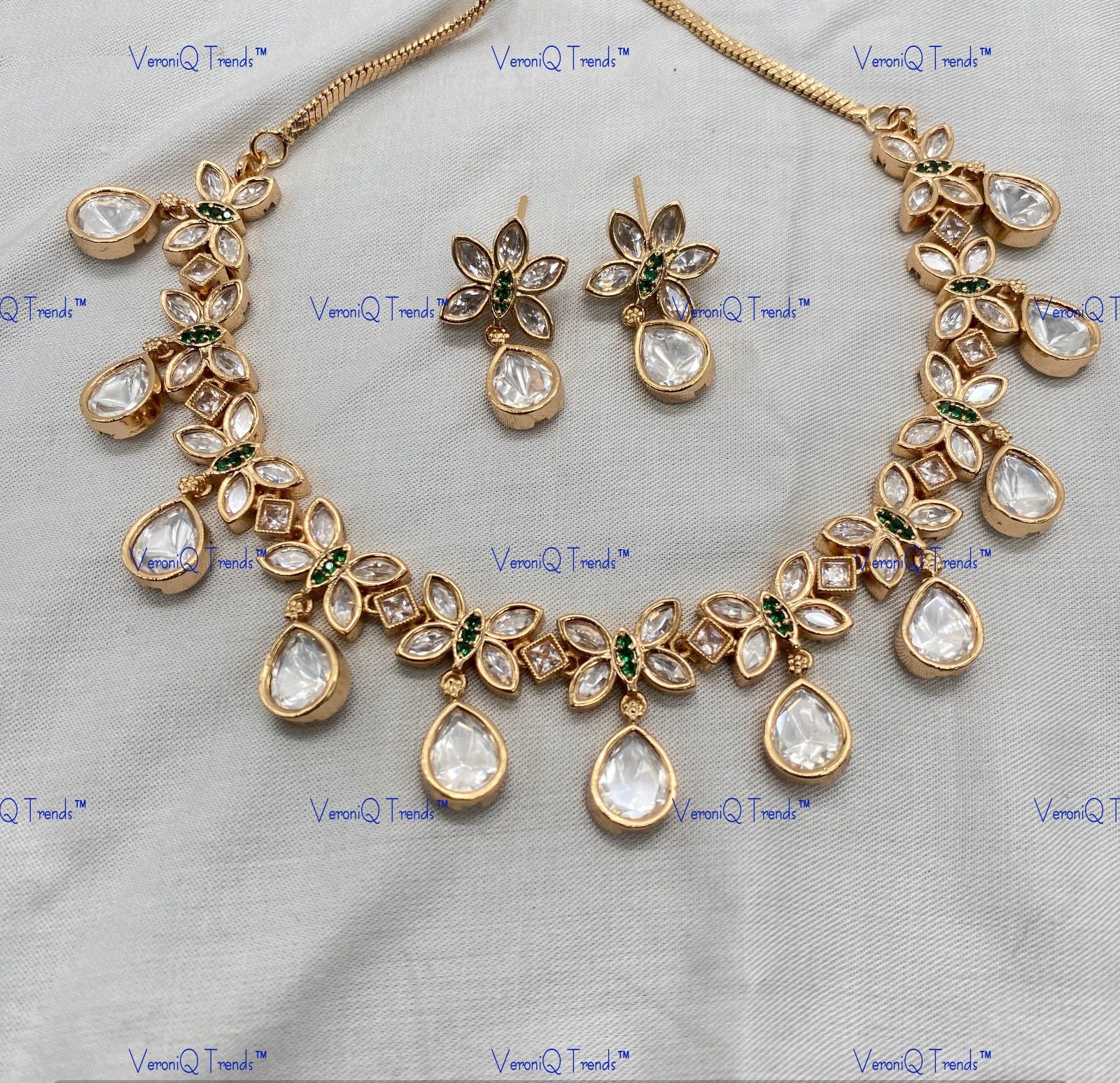 VeroniQ Trends-Beautiful Butterfly Design Gold Plated Kundan Polki Choker Necklace Kundan-Gold Plated-Wedding Jewellery-Punjabi Jewellery-South Indian-Thappa Jewellery