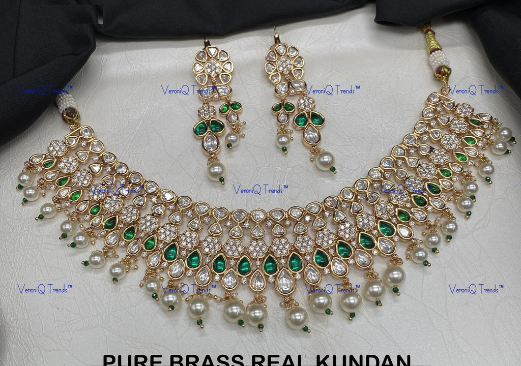 VeroniQ Trends-Traditional Floral Style Gold Plated Pearl And Kundan Polki Necklace Kundan-Gold Plated-Wedding Jewellery-Punjabi Jewellery-South Indian-Thappa Jewellery