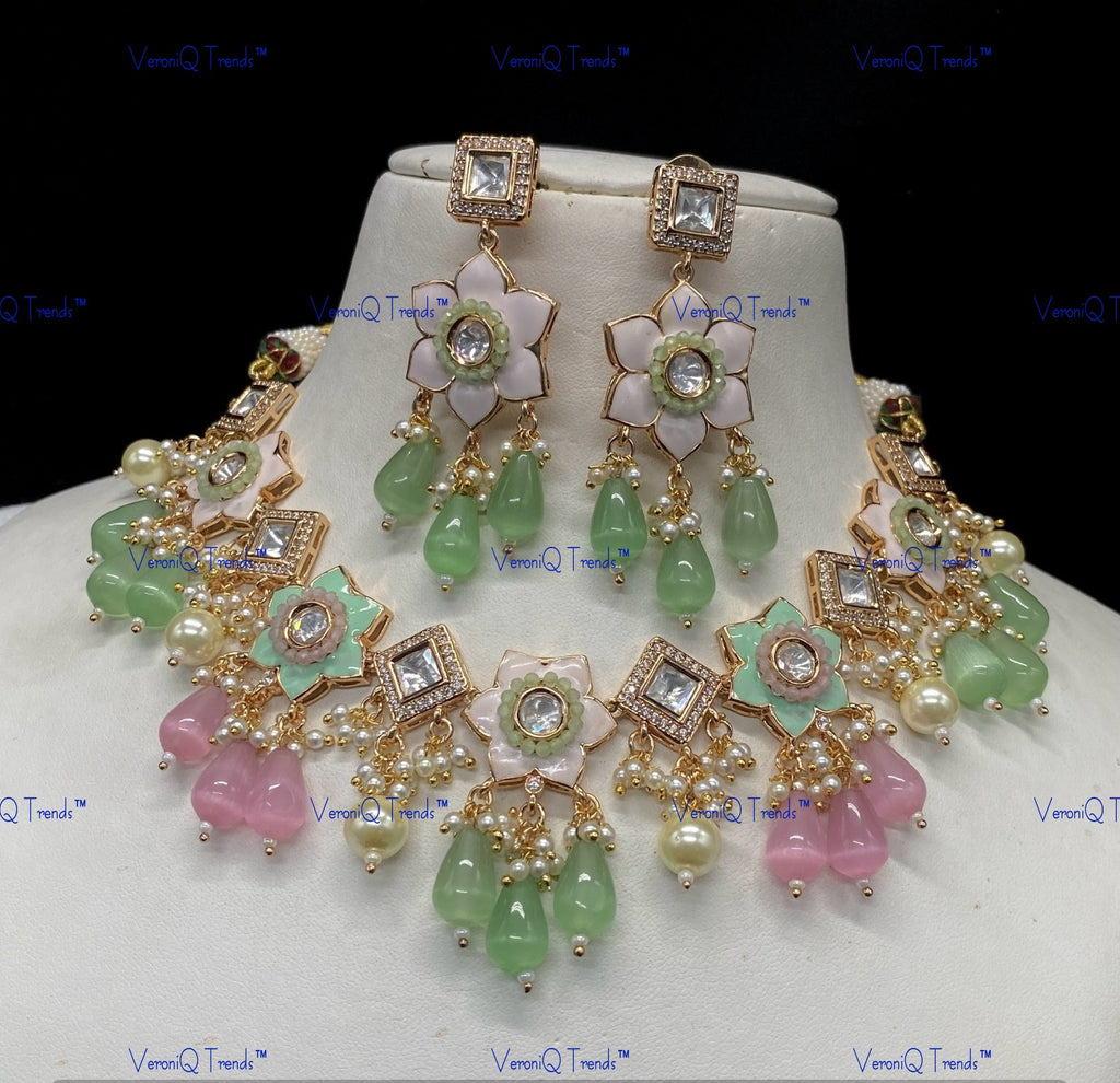 VeroniQ Trends-Floral Gold Plated Pearl Kundan Polki Choker Necklace Kundan-Gold Plated-Wedding Jewellery-Punjabi Jewellery-South Indian-Thappa Jewellery