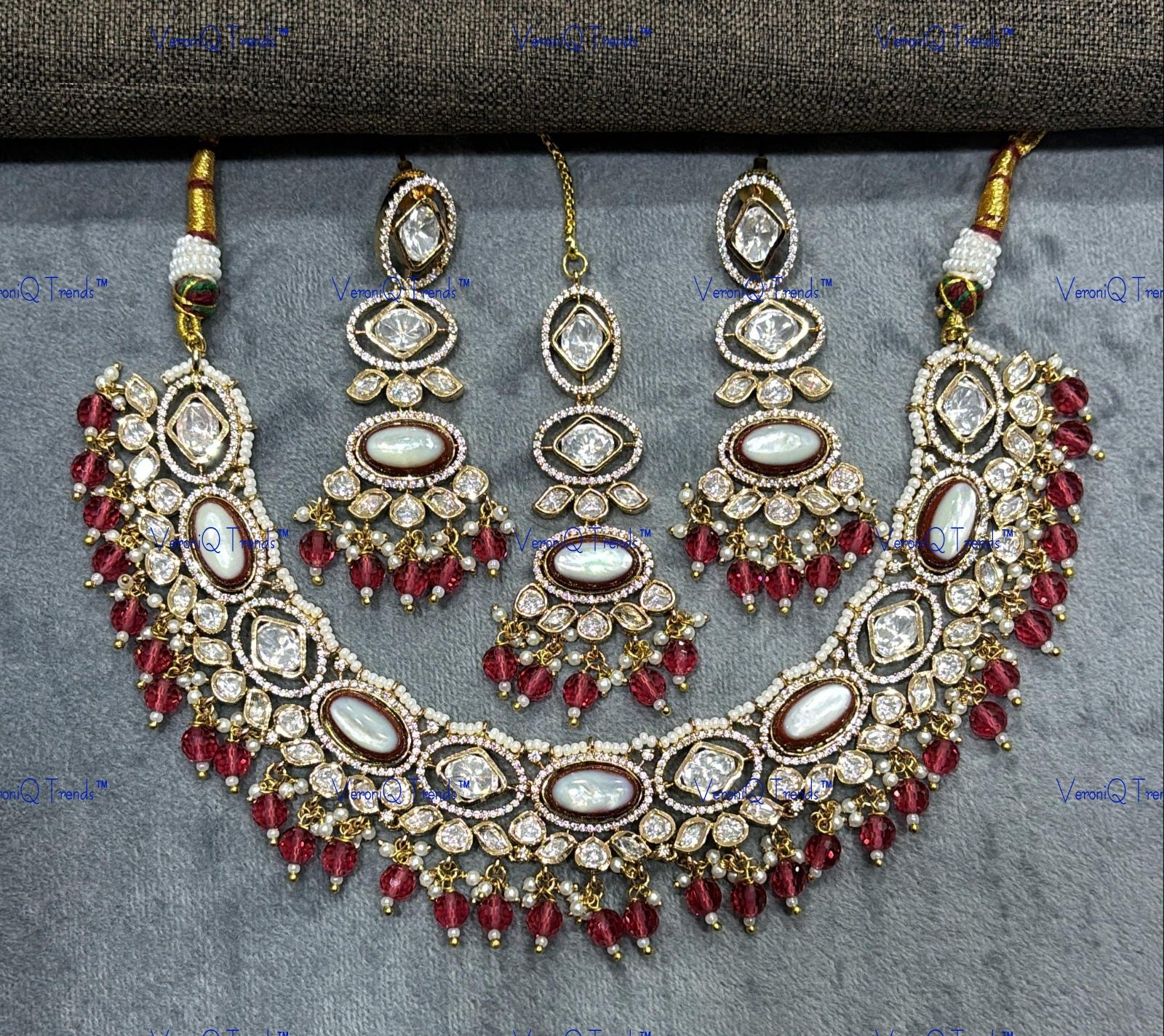 VeroniQ Trends-Traditional Bridal Gold Plated Kundan Polki Choker Necklace With Red Beads Kundan-Gold Plated-Wedding Jewellery-Punjabi Jewellery-South Indian-Thappa Jewellery