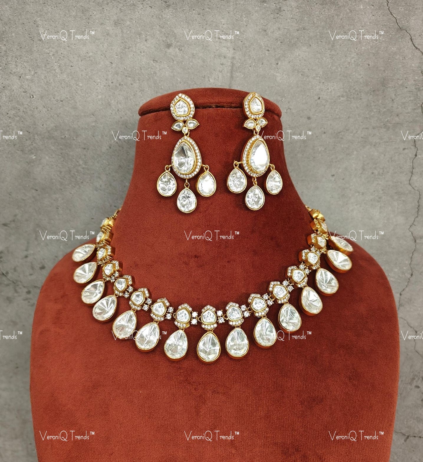 VeroniQ Trends-Cocktail Party Diamond Look Polki Necklace Polki-Gold Plated-Wedding Jewellery-Punjabi Jewellery-South Indian-Thappa Jewellery
