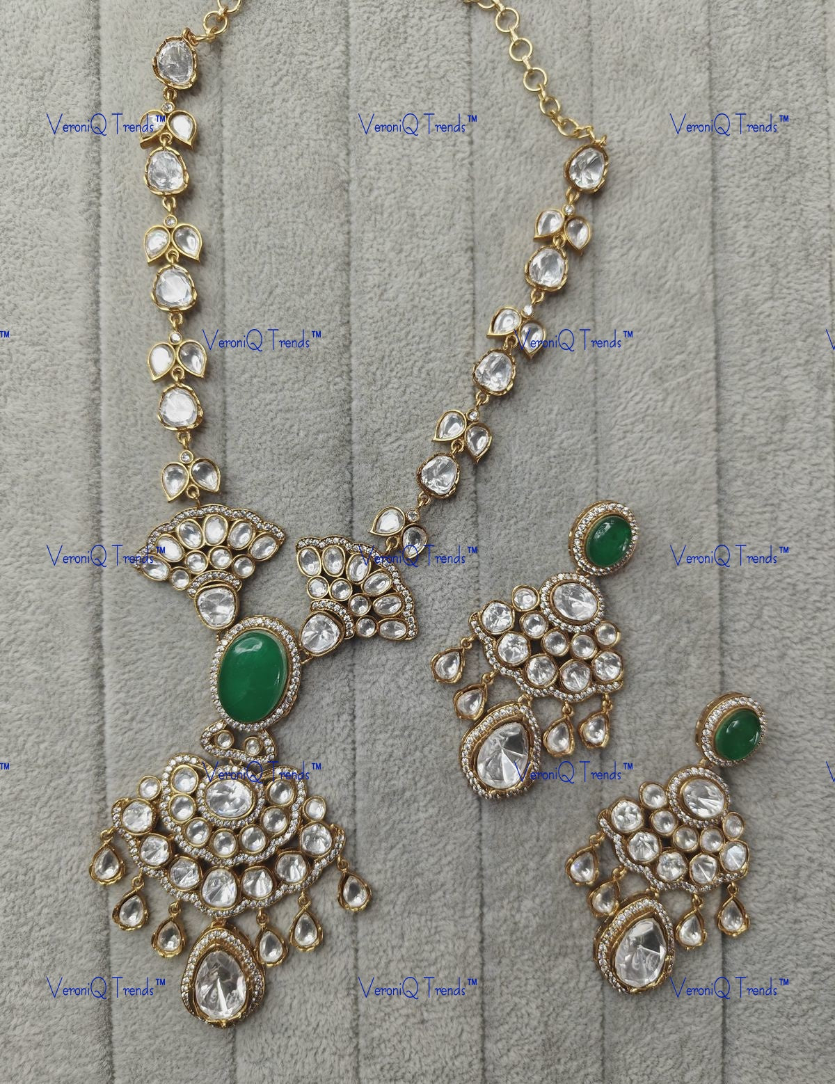 VeroniQ Trends-Victorian Green Beads And Polki Necklace Polki-Gold Plated-Wedding Jewellery-Punjabi Jewellery-South Indian-Thappa Jewellery