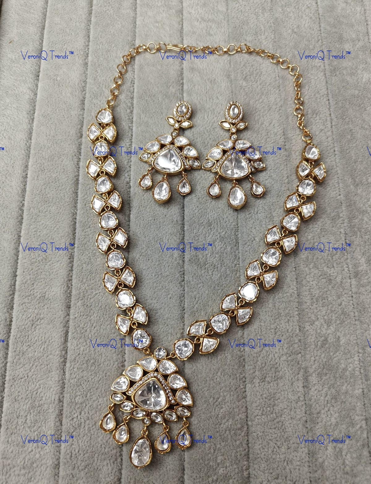 VeroniQ Trends-Party Wear Diamond Look Polki Necklace Polki-Gold Plated-Wedding Jewellery-Punjabi Jewellery-South Indian-Thappa Jewellery