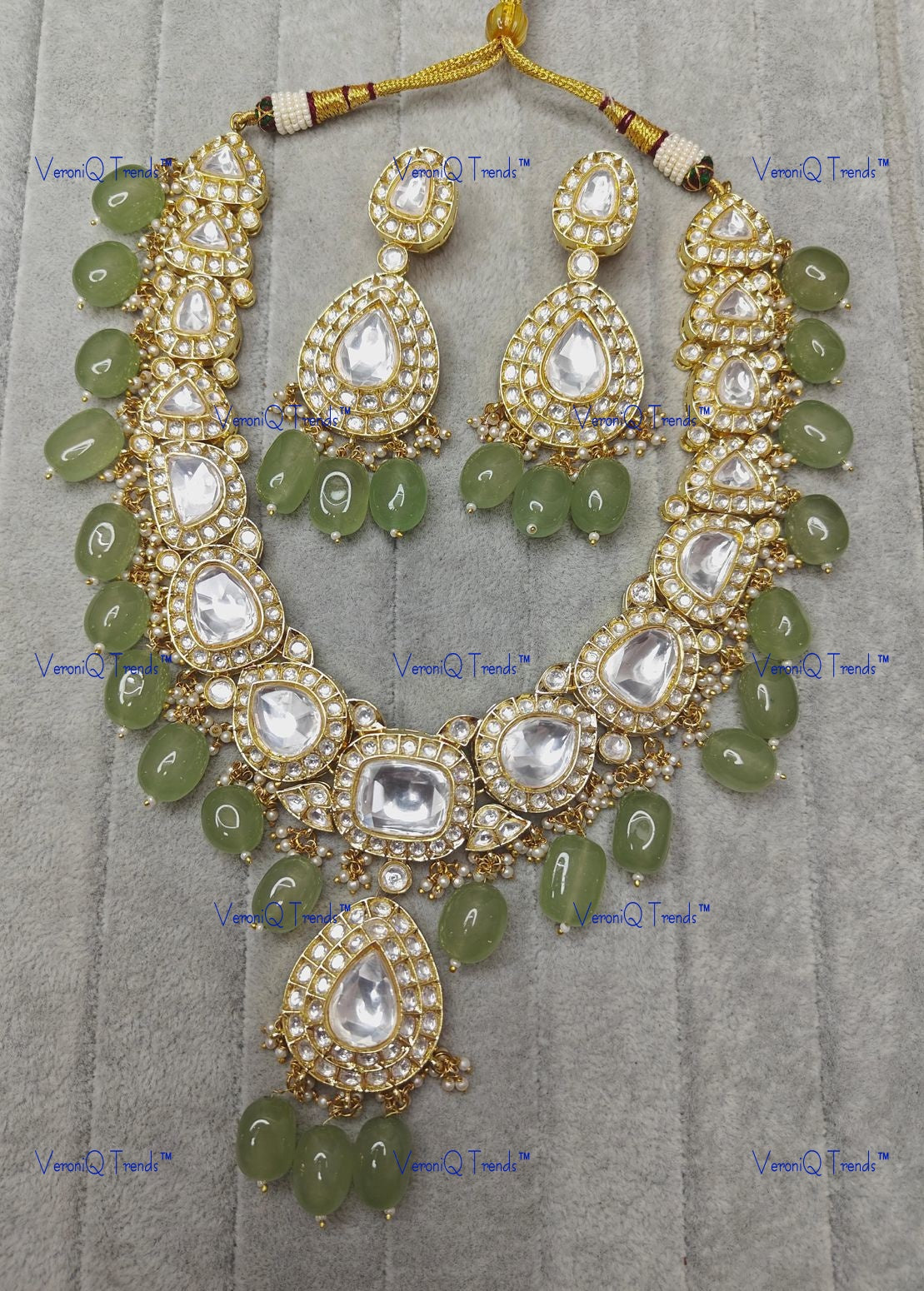 VeroniQ Trends-Mint Green Beads With Heavy Polki Necklace Polki-Gold Plated-Wedding Jewellery-Punjabi Jewellery-South Indian-Thappa Jewellery
