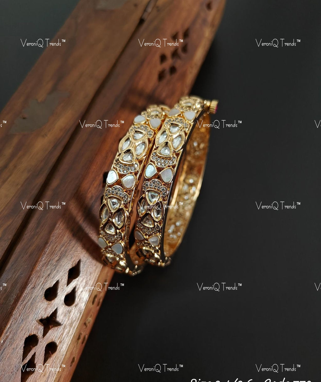 VeroniQ Trends-Pretty Gold Plated Polki Bangles Polki-Gold Plated-Wedding Jewellery-Punjabi Jewellery-South Indian-Thappa Jewellery