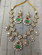 VeroniQ Trends-Floral Design Gold Plated Polki Necklace With Peacock Motif Polki-Gold Plated-Wedding Jewelry-Punjabi Jewelry-South Indian-Thappa Jewelry