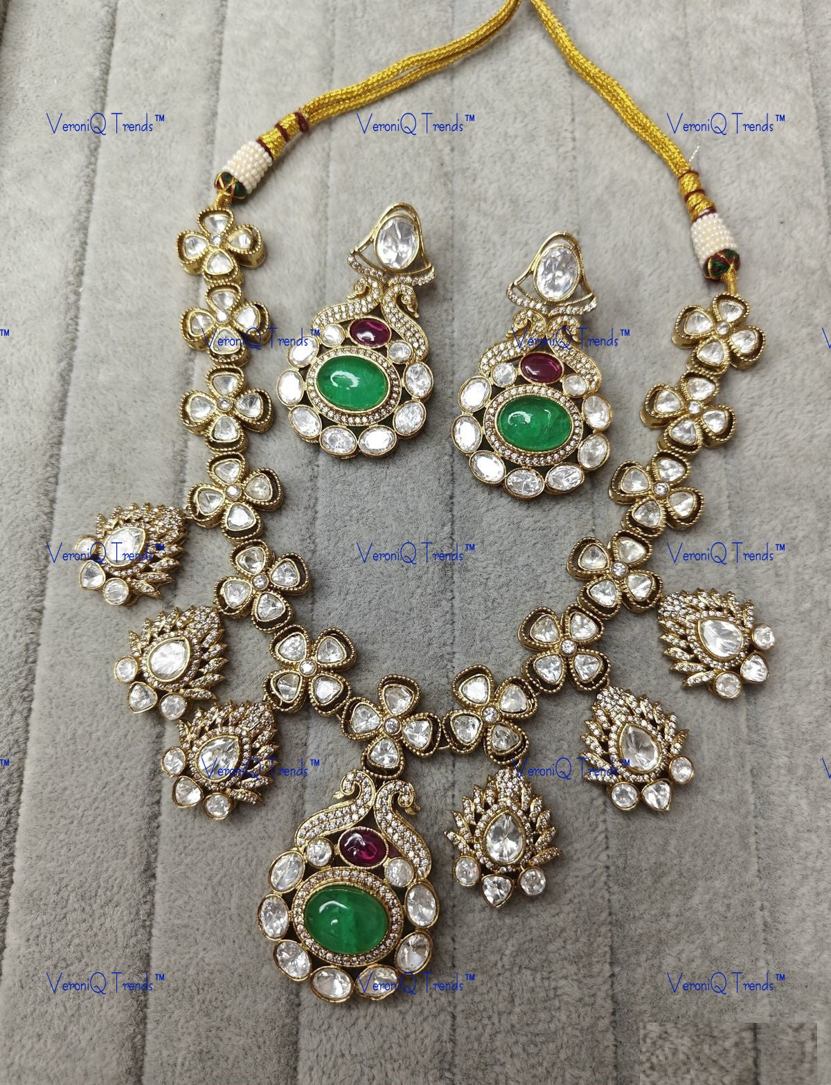 VeroniQ Trends-Floral Design Gold Plated Polki Necklace With Peacock Motif Polki-Gold Plated-Wedding Jewellery-Punjabi Jewellery-South Indian-Thappa Jewellery