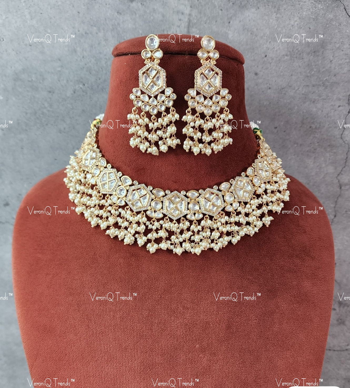 VeroniQ Trends-Traditional Pachi Kundan Jadau Polki Choker Necklace Polki-Gold Plated-Wedding Jewellery-Punjabi Jewellery-South Indian-Thappa Jewellery