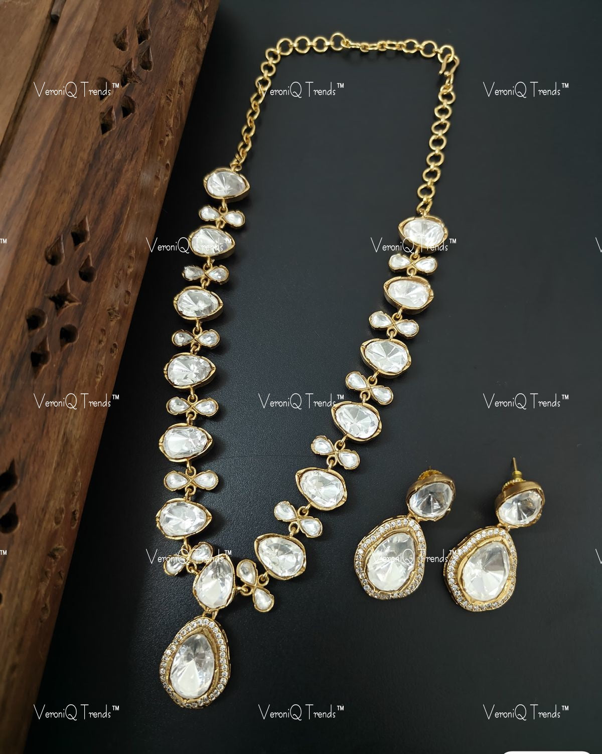VeroniQ Trends-Diamond Look Polki Long Necklace Polki-Gold Plated-Wedding Jewellery-Punjabi Jewellery-South Indian-Thappa Jewellery