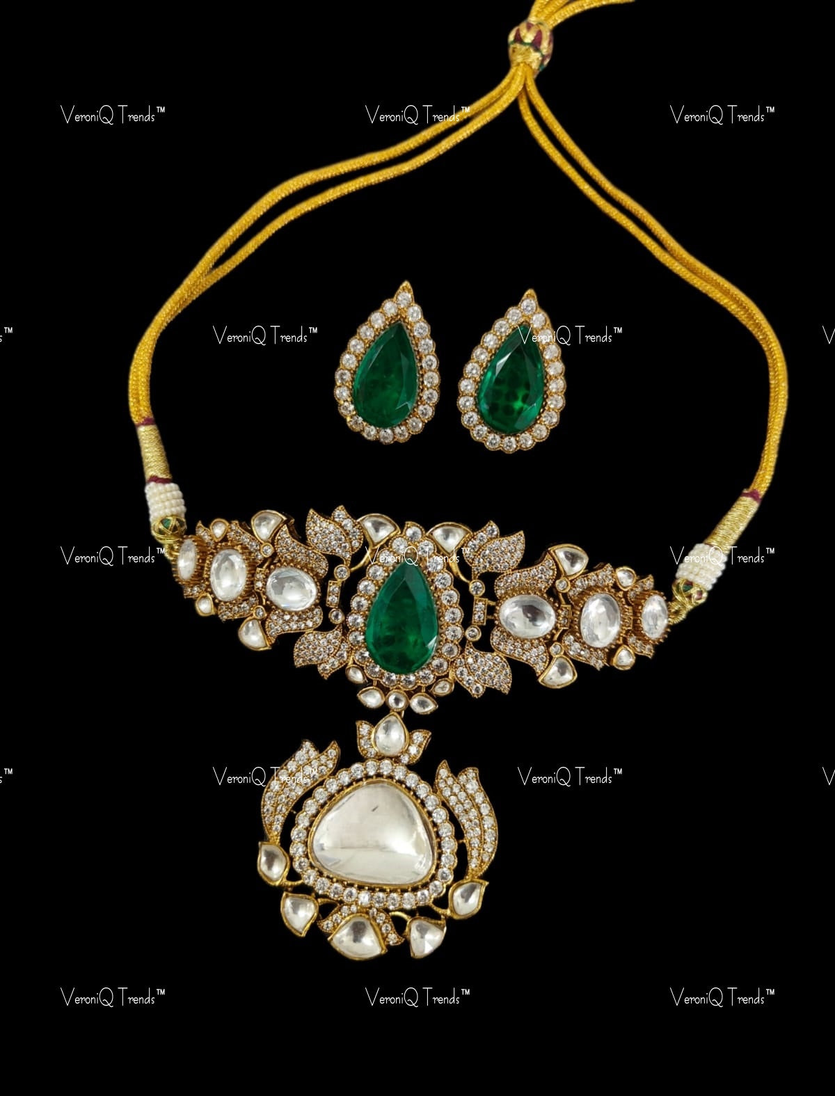 VeroniQ Trends-Victorian Designer Emerald And Polki Choker Necklace Polki-Emerald Stone-Gold Plated-Wedding Jewelry-Punjabi Jewelry-South Indian-Thappa Jewelry