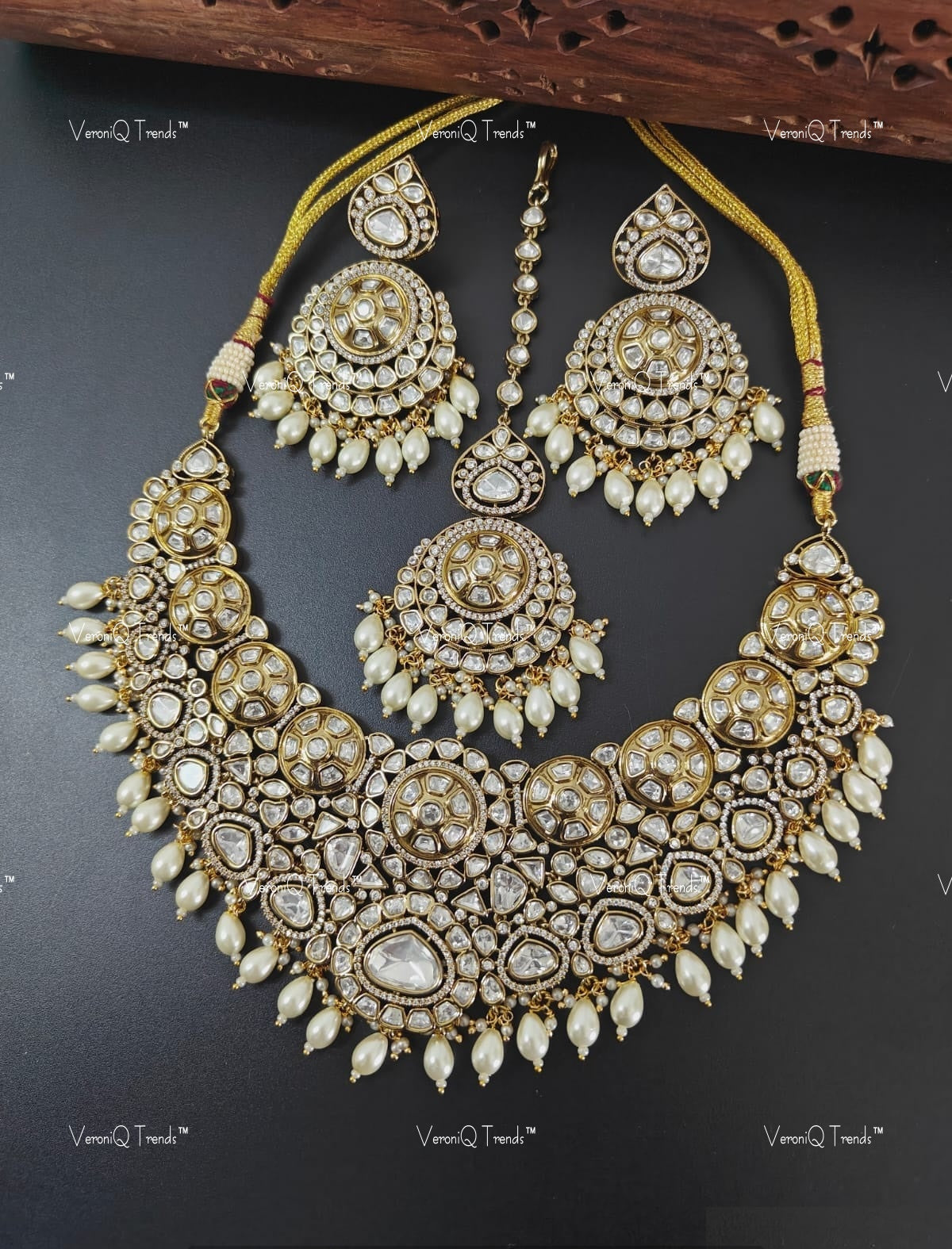 VeroniQ Trends-Victorian Bridal Pearl And Polki Necklace With Earring And Maang Tikka Polki-Fresh Water Pearl-Gold Plated-Wedding Jewellery-Punjabi Jewellery-South Indian-Thappa Jewellery
