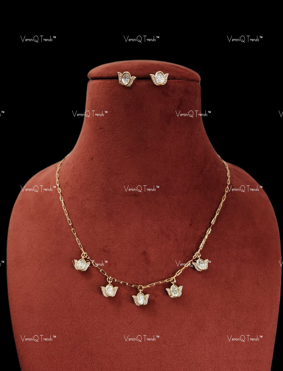 VeroniQ Trends-Flower Design Gold Plated Chain Polki Necklace Polki-Gold Plated-Wedding Jewellery-Punjabi Jewellery-South Indian-Thappa Jewellery