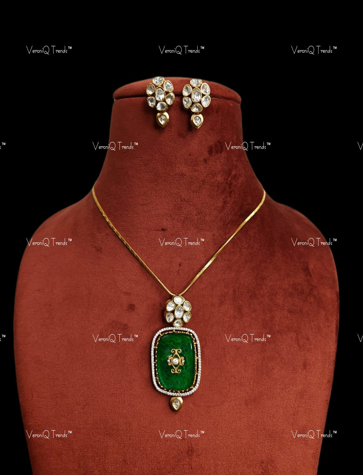 VeroniQ Trends-Emerald And Polki Chain Pendant Set Polki-Emerald Stone-Gold Plated-Wedding Jewellery-Punjabi Jewellery-South Indian-Thappa Jewellery